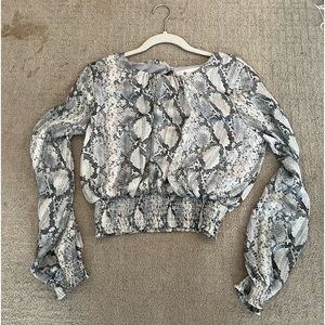 super cute snakeskin top!